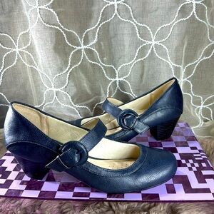 (Q7) LifeStride Rozz Women's Navy Mary Jane Pumps, Size 9M